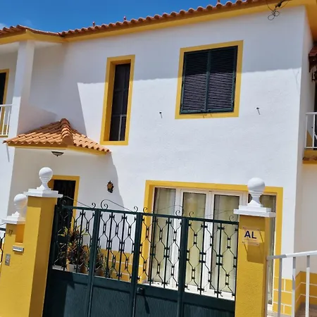 Дом отдыха Sol E Mar By The Airport Санта-Крус