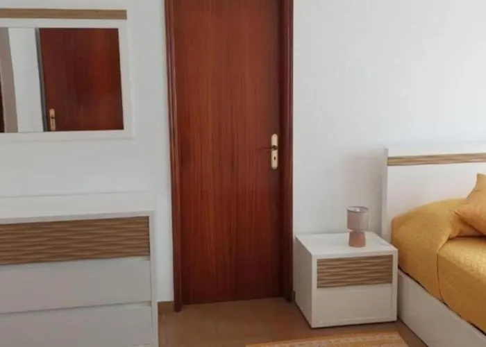 度假居 Sol E Mar By The Airport