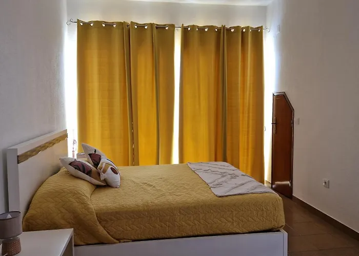 度假居 Sol E Mar By The Airport