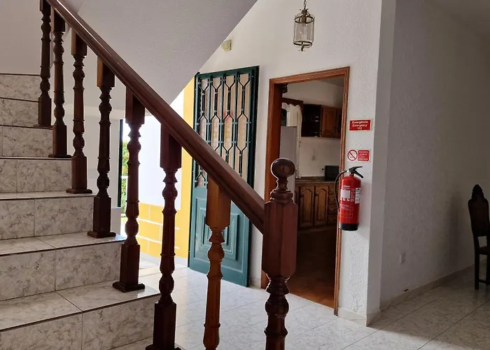 Sol E Mar By The Airport