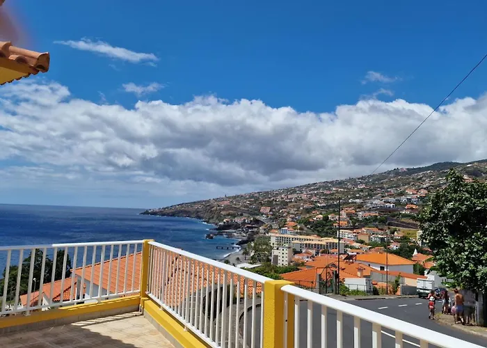 Sol E Mar By The Airport 度假居 *