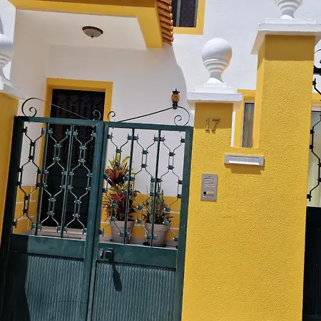 Sol E Mar By The Airport