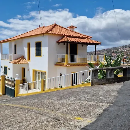 Sol E Mar By The Airport Semesterbostad