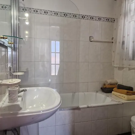 Holiday home Sol E Mar By The Airport Santa Cruz (Madeira)